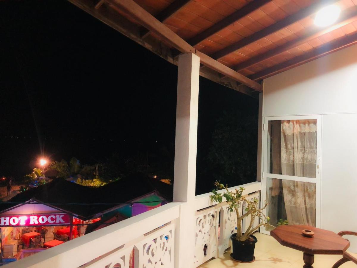 Blue Sea View Bed & Breakfast Unawatuna Exterior photo