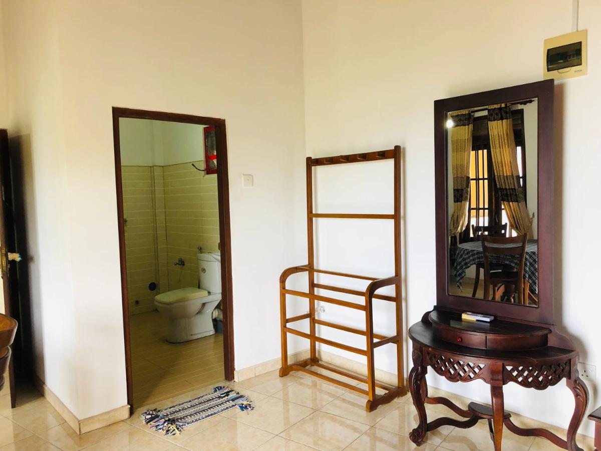 Blue Sea View Bed & Breakfast Unawatuna Exterior photo